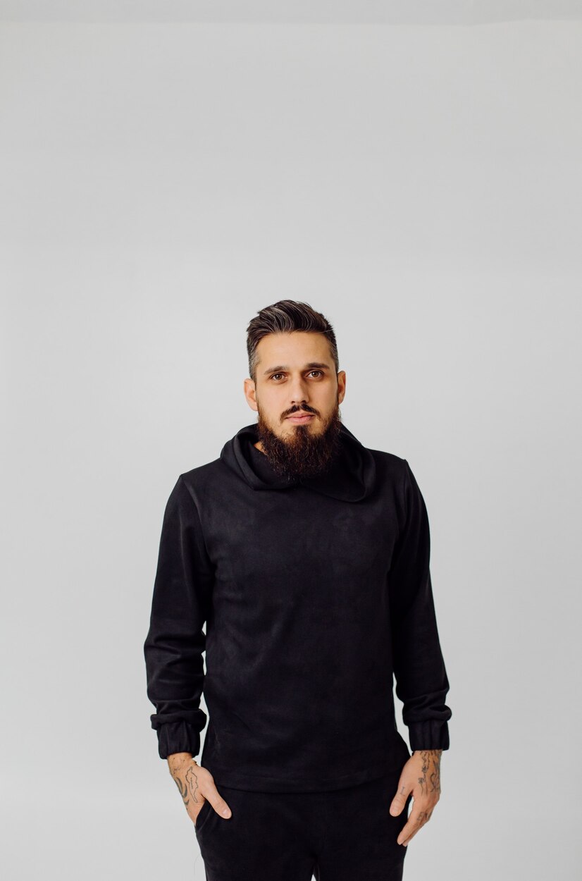 black_hoodie.jpg