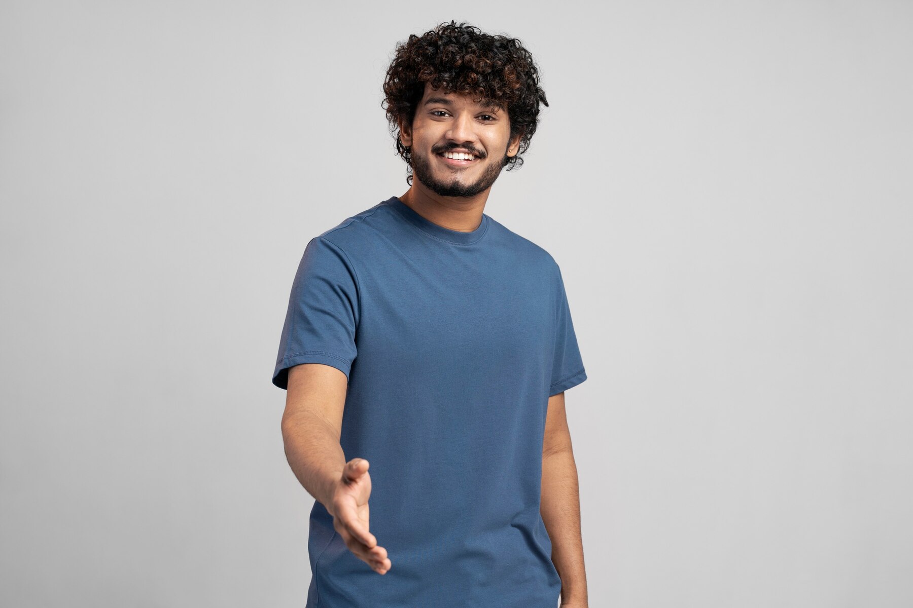 rounded-neck.jpg